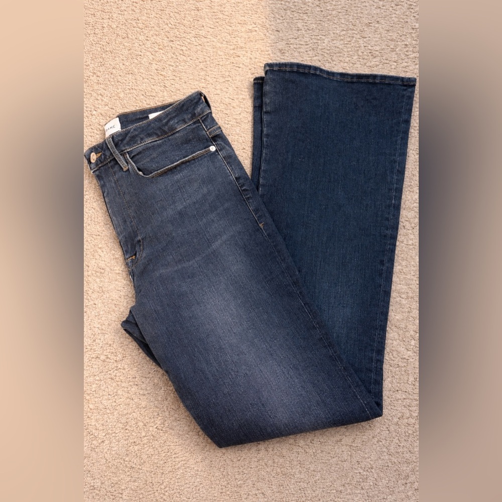 FRAME le one flare jeans in hanbury size 2/27 - Picture 3 of 5